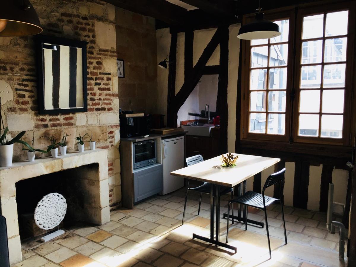 Appartement Dans Immeuble 15 Eme Siecles Vieux Tours Eksteriør bilde
